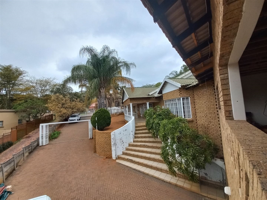 5 Bedroom Property for Sale in Cashan North West